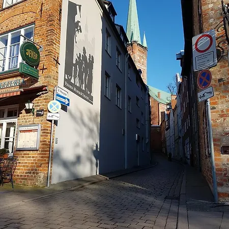 Appartementhaus Obertrave 3* Lübeck